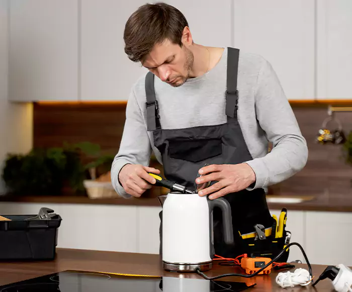 Skilled Blender Technicians: Your Small Appliance Repair Experts for Poway, CA