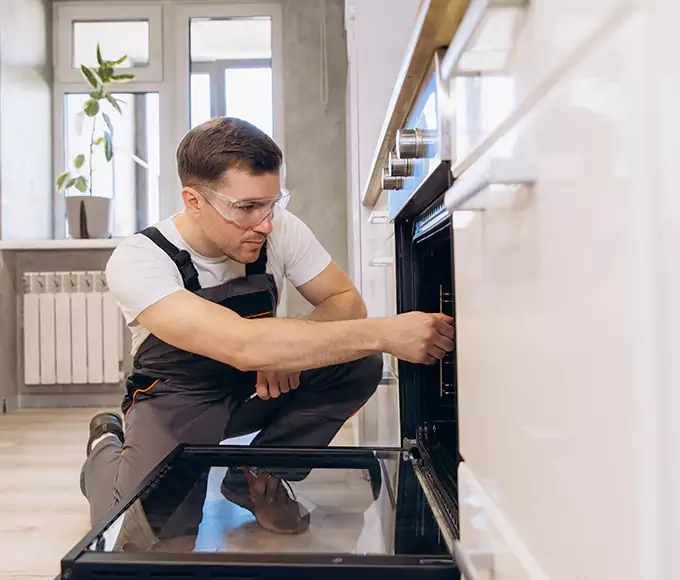 Why Poway Bakers Rely on Poway Appliance Pro for Every Electric Oven Fix?